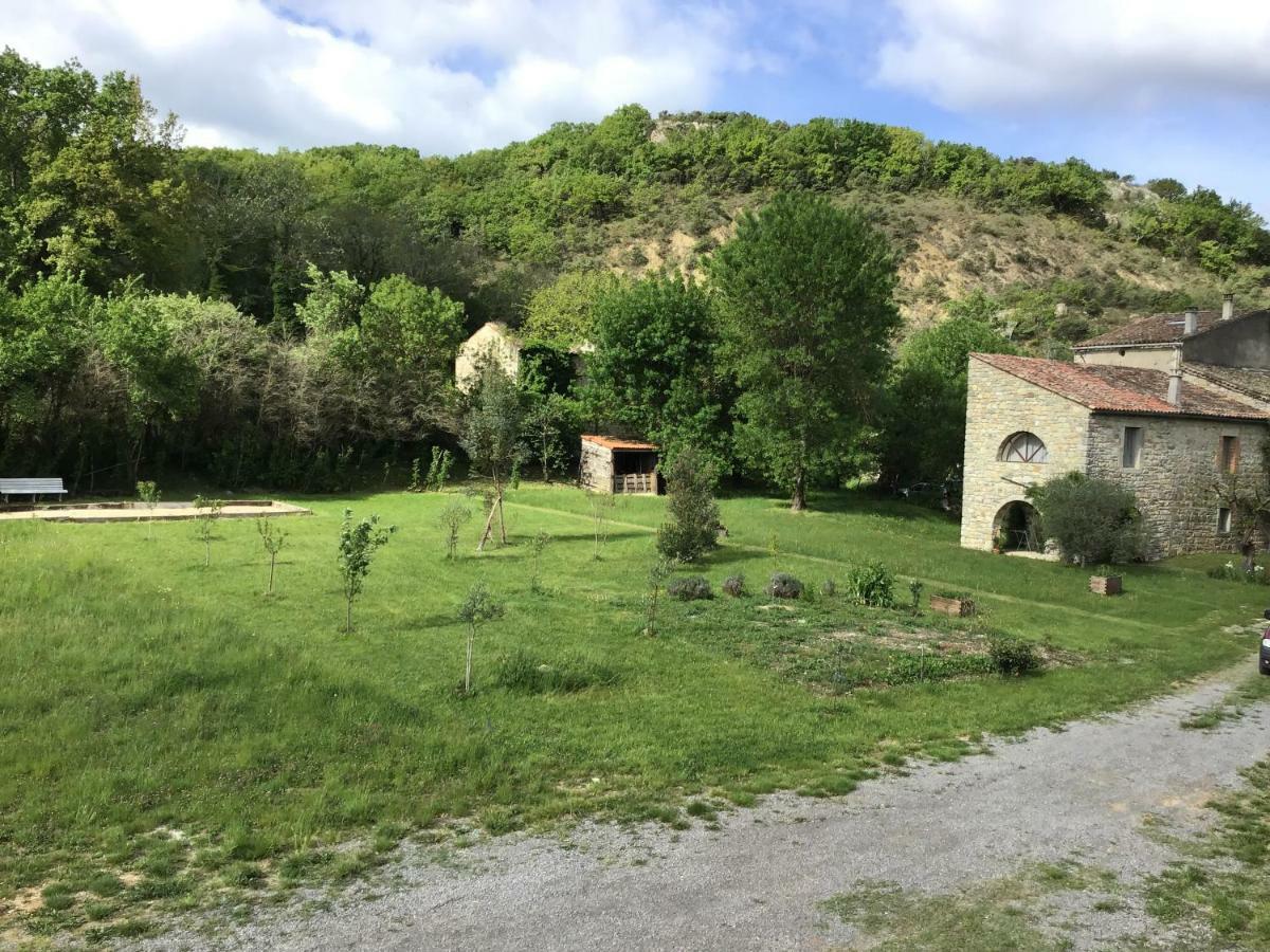 Maison De Vacances Sud Ardeche Berrias-et-Casteljau Luaran gambar