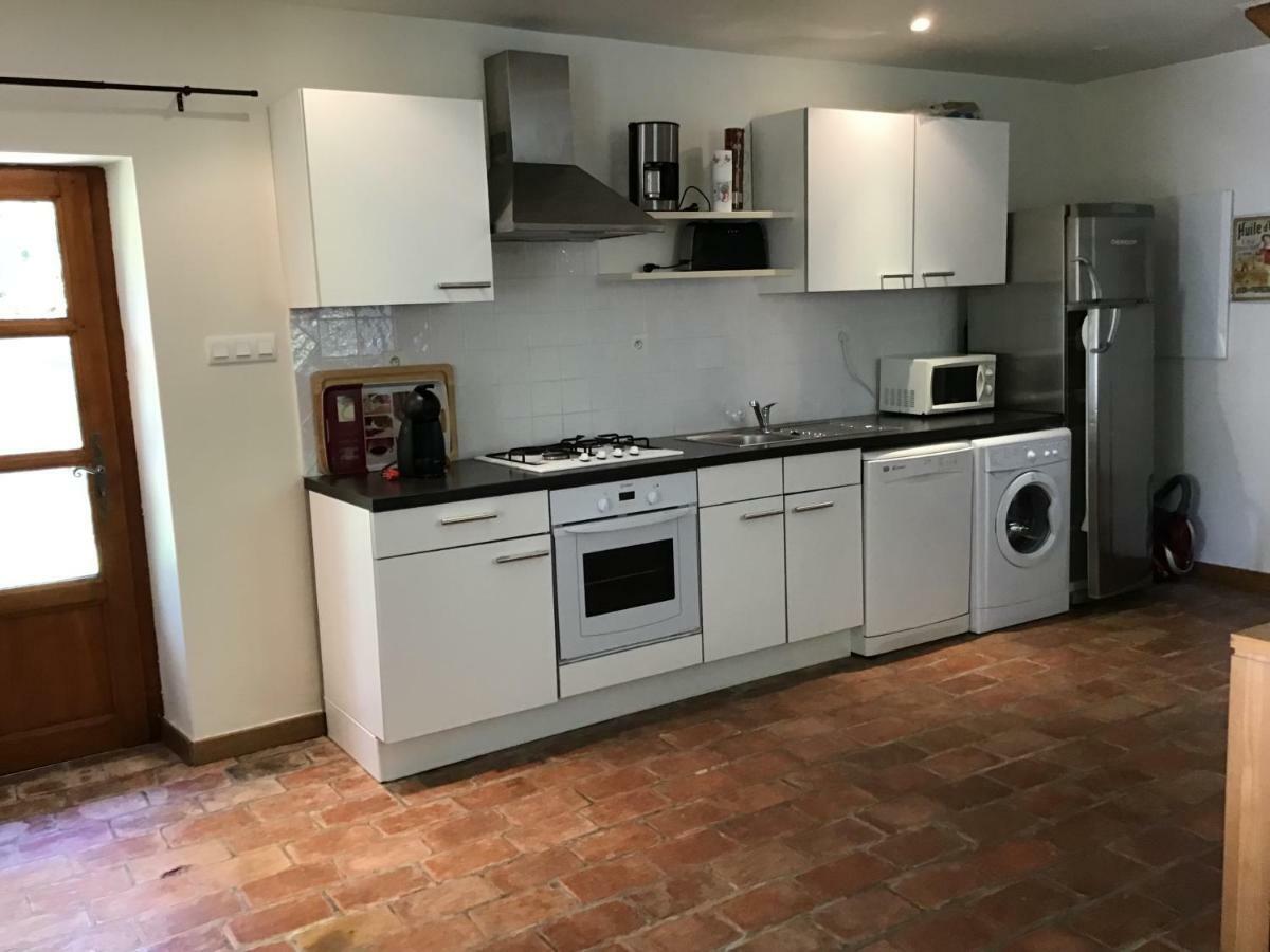 Maison De Vacances Sud Ardeche Berrias-et-Casteljau Luaran gambar